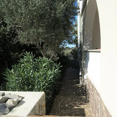 Rea Apartment Cres